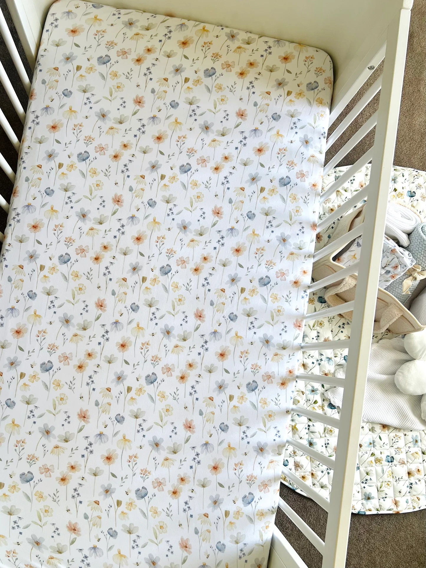 Cuddle Bug & Co Cot Sheet - Meadow