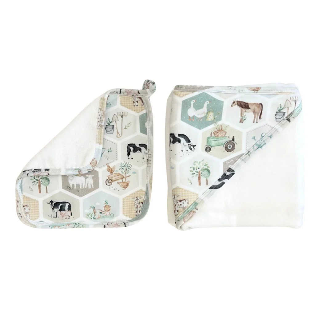 Cuddle Bug & Co Hooded Towel & Wash Cloth Set - Patchwork Farm