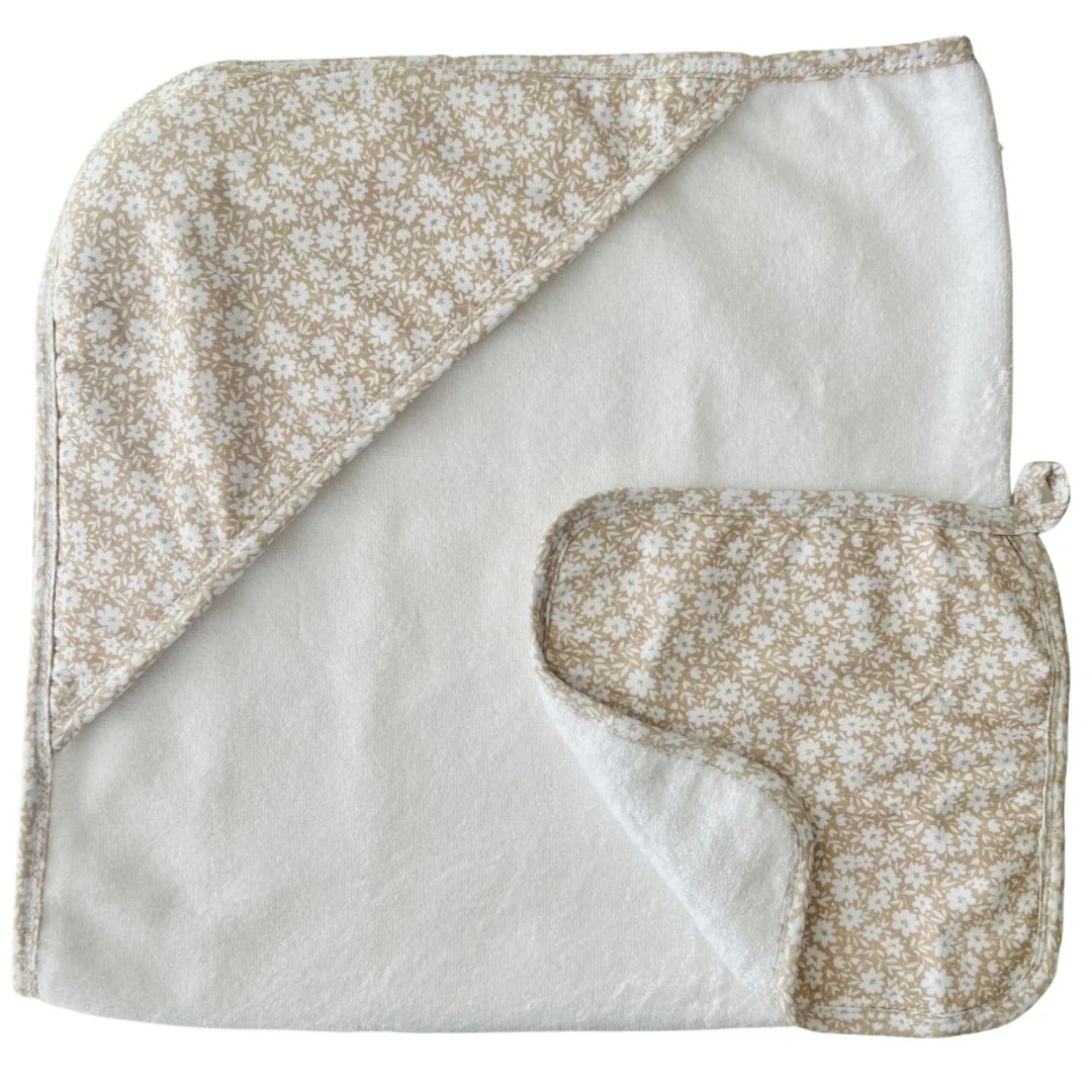 Cuddle Bug & Co Hooded Towel & Wash Cloth Set - Bethany
