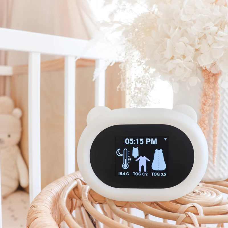 Sleep Like Goldilocks - Sleepwear guide, Night Light & Thermometer